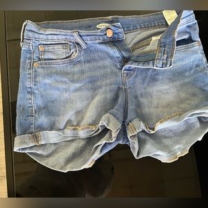 Old Navy size 6 denim shorts cuffed bottom